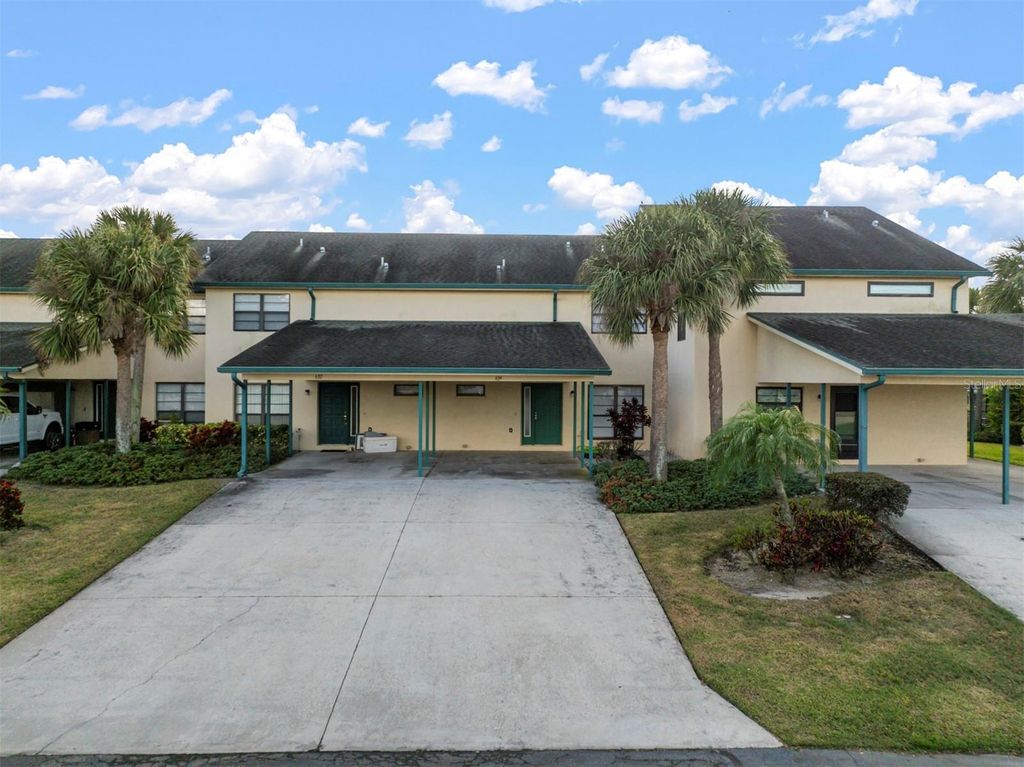 Photo of 634 Yardarm Drive, Apollo Beach, FL 33572 (MLS # TB8505003)