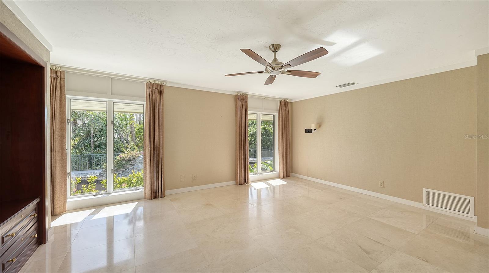 KIMLIRA - Residential