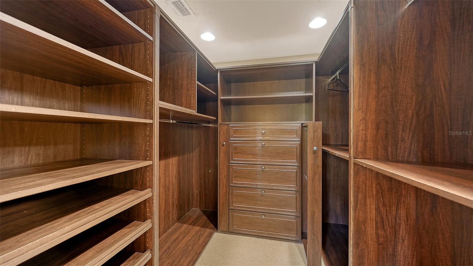 KIMLIRA - Residential