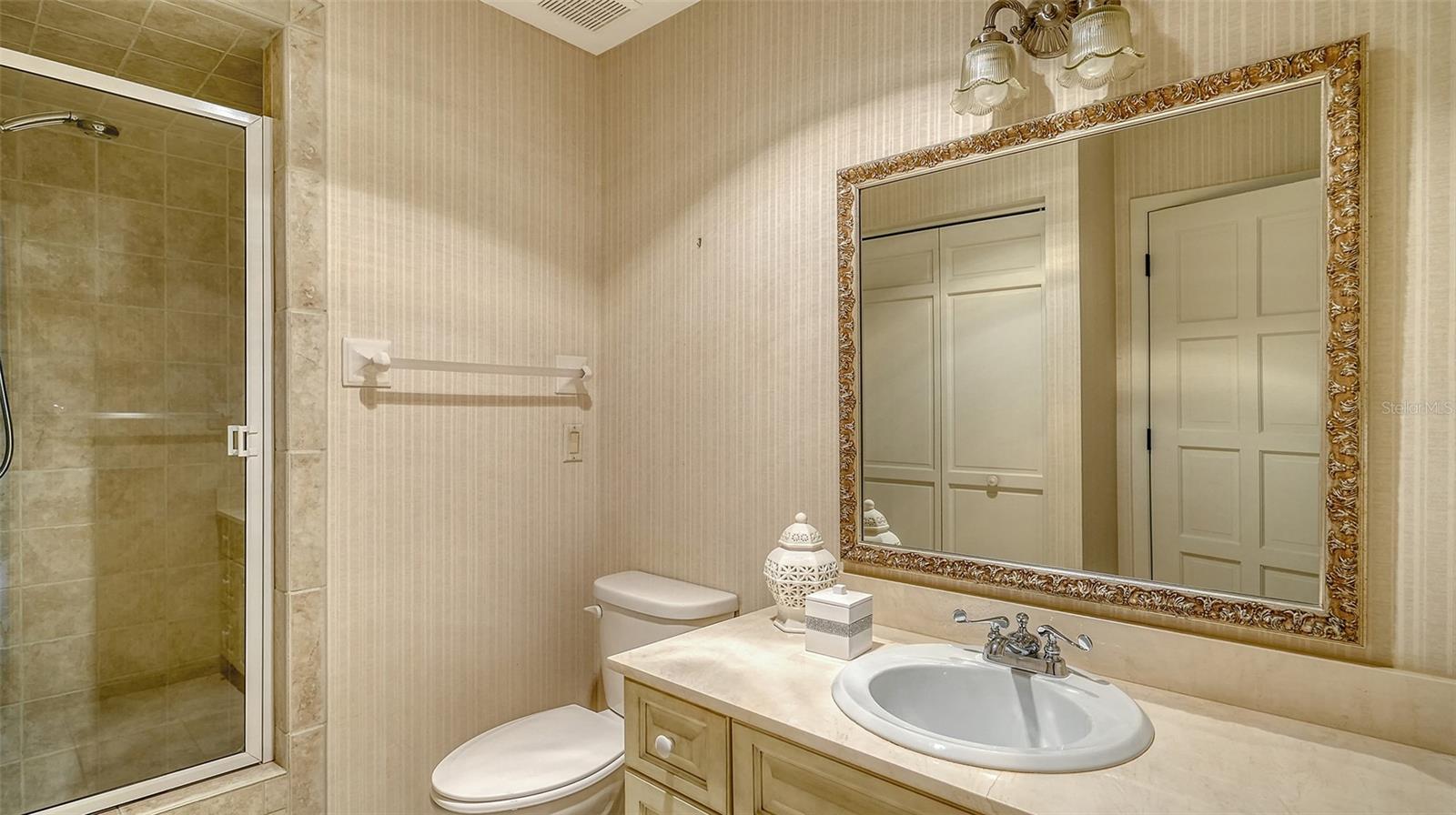 KIMLIRA - Residential