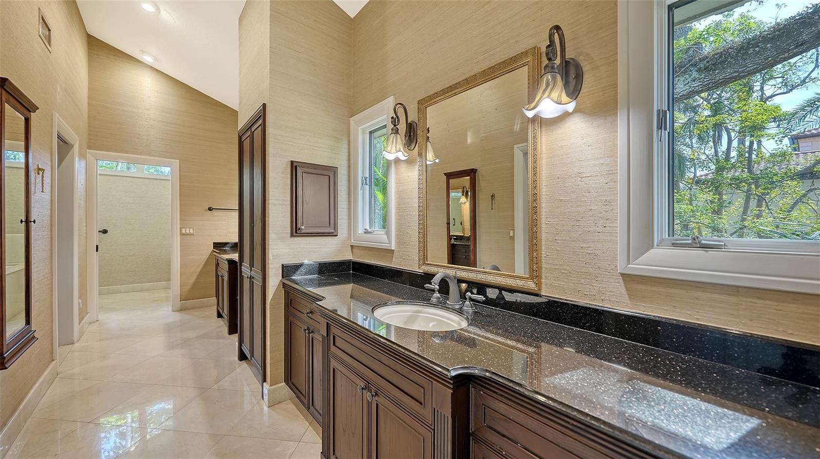 KIMLIRA - Residential