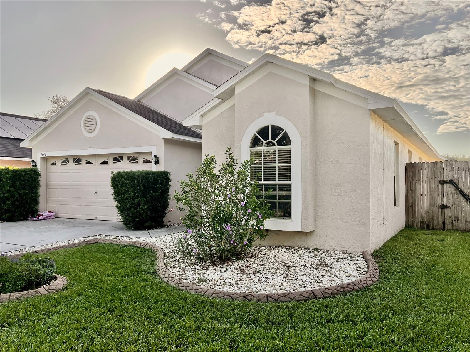 LAKE SHORE RANCH PH II B - Residential Lease