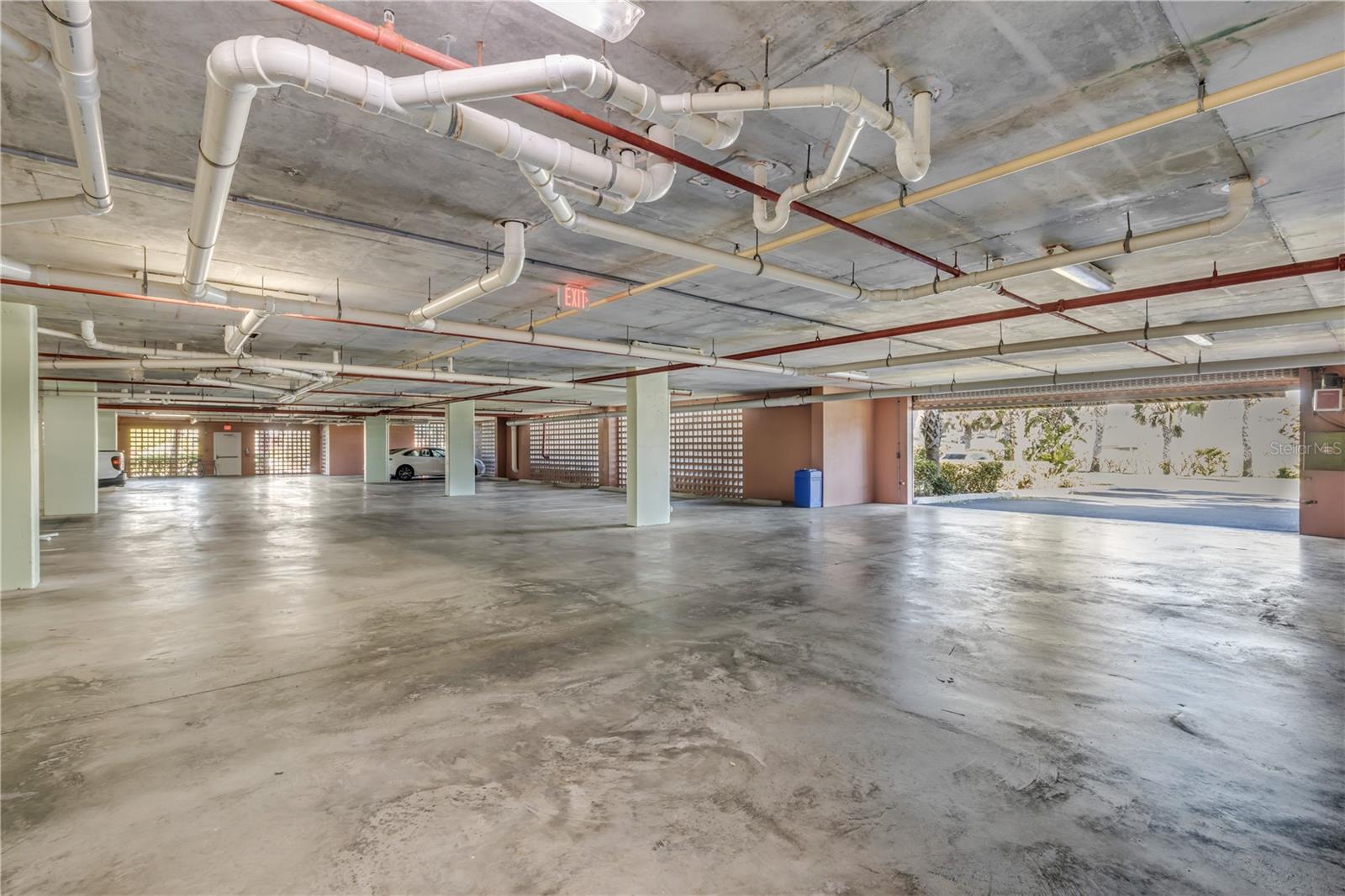 OCEAN WALK/NEW SMYRNA BEACH - Residential