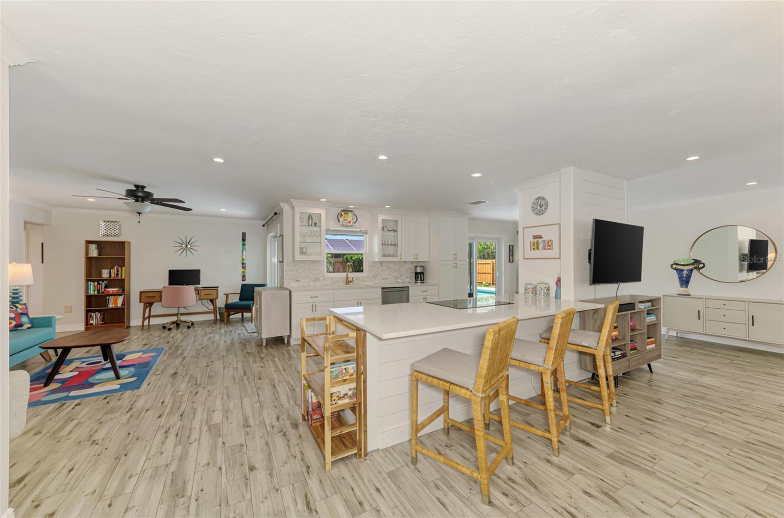 WESTLAKE ESTATES - Residential