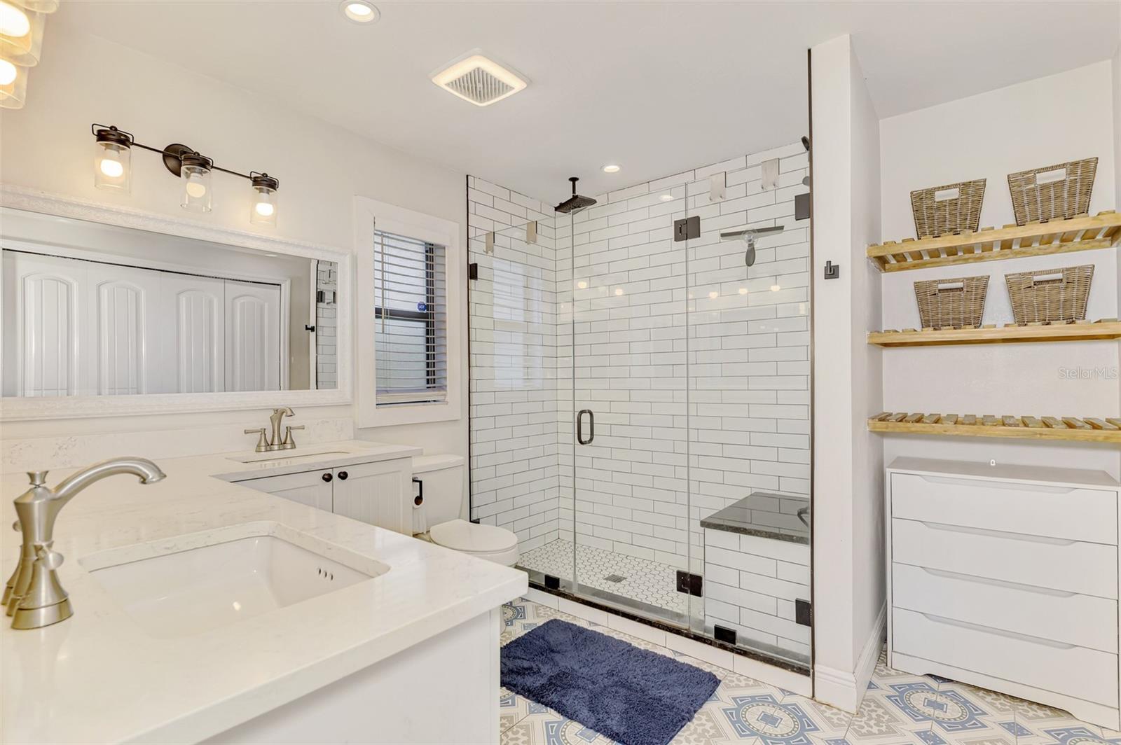 WESTLAKE ESTATES - Residential