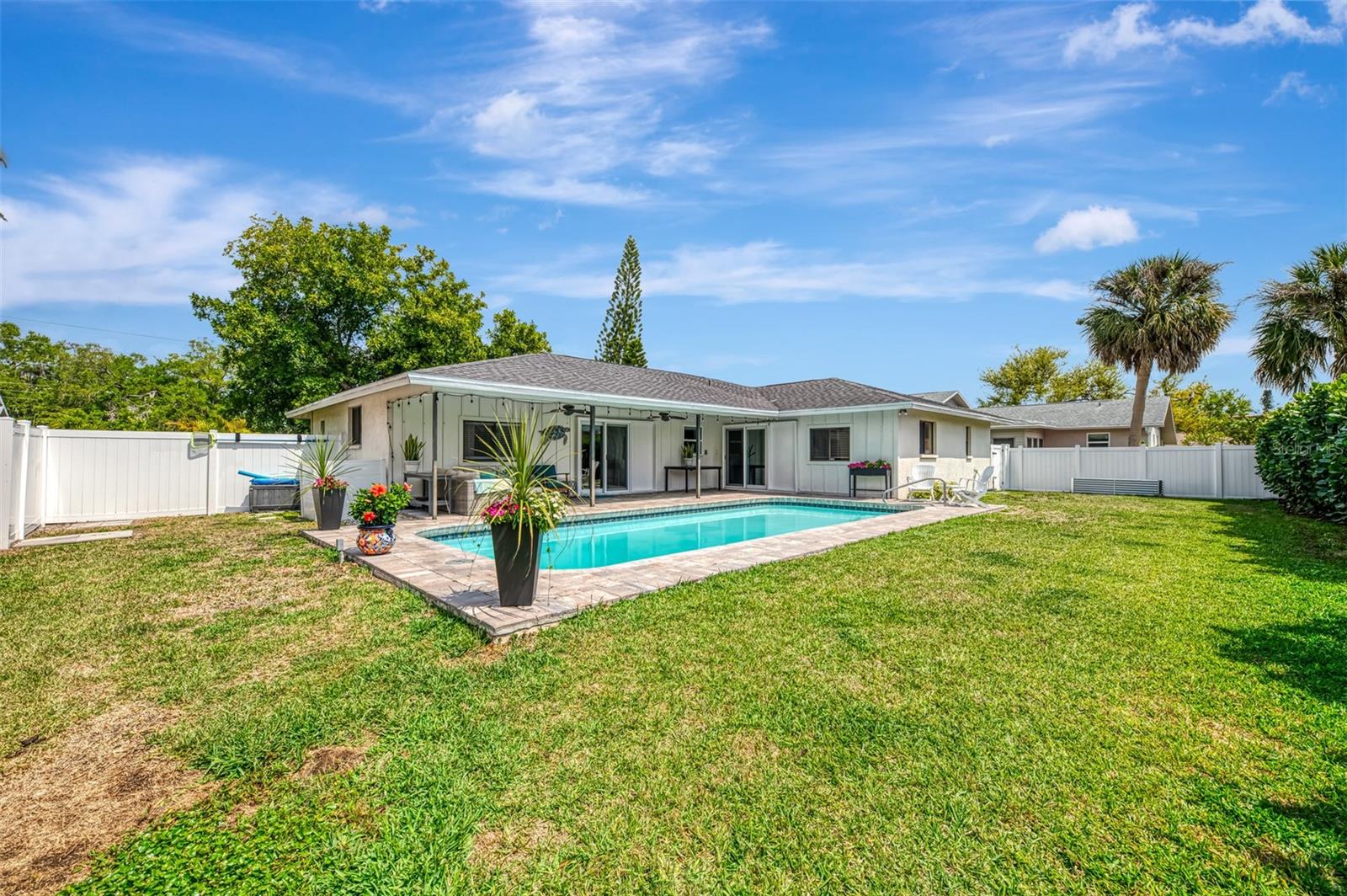 WESTLAKE ESTATES - Residential