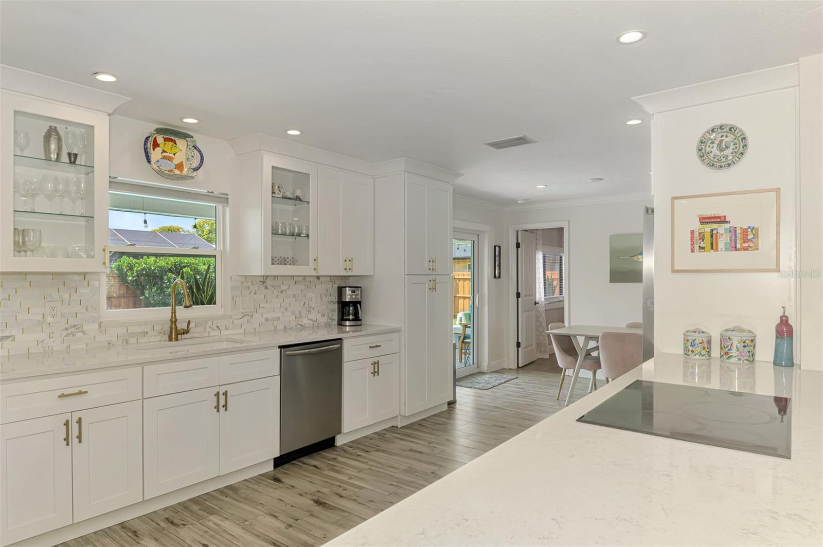 WESTLAKE ESTATES - Residential