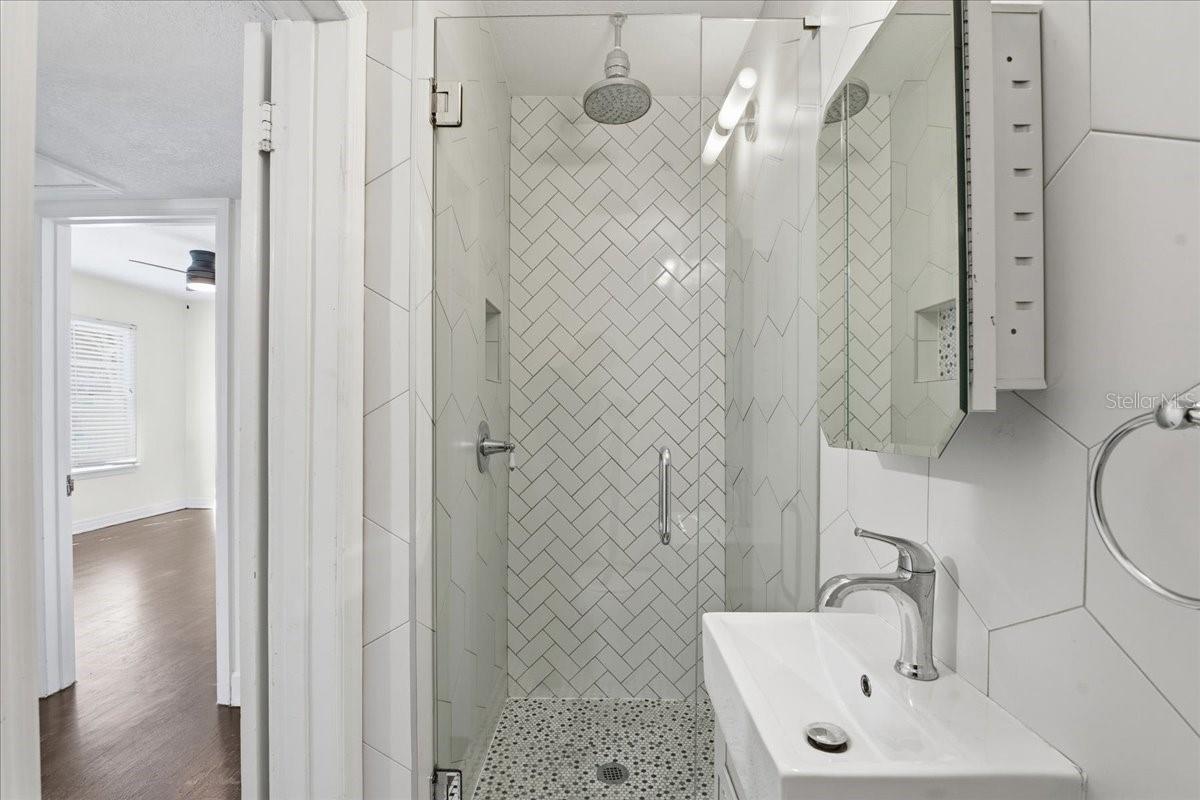 EUCLID GROVE - Residential