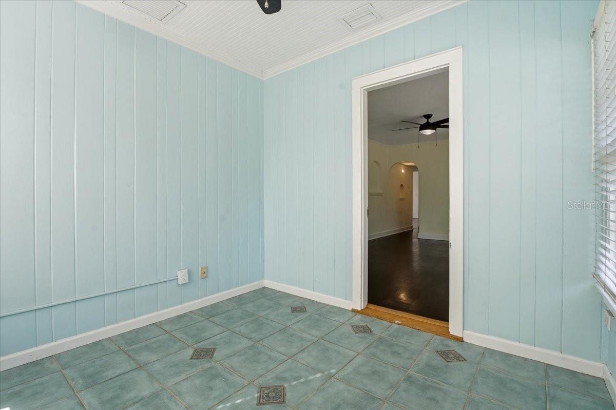 EUCLID GROVE - Residential