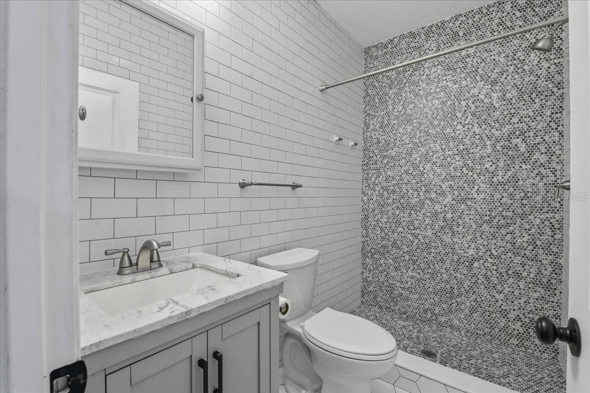 EUCLID GROVE - Residential