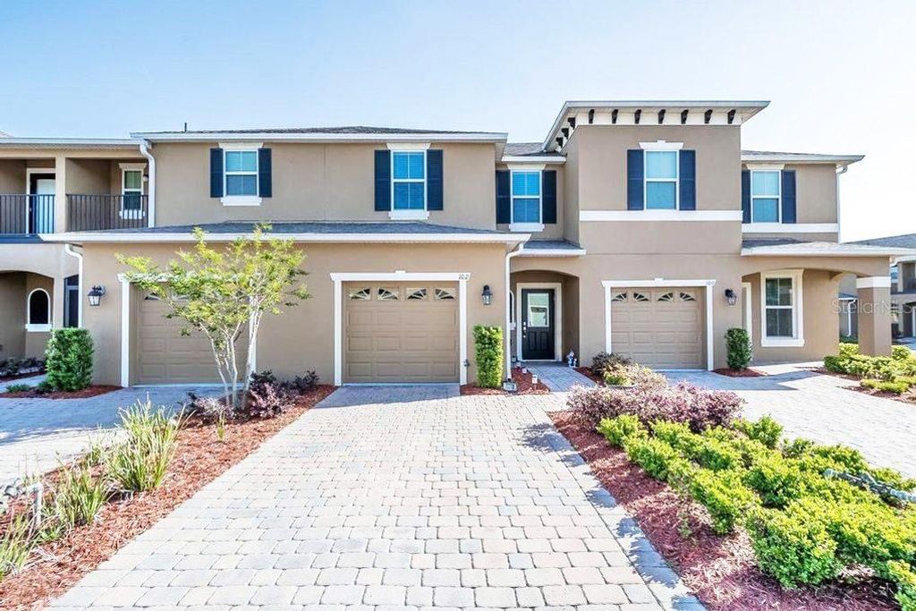 Photo of 102 Wentworth Grande Drive, Daytona Beach, FL 32124 (MLS # V4945700)