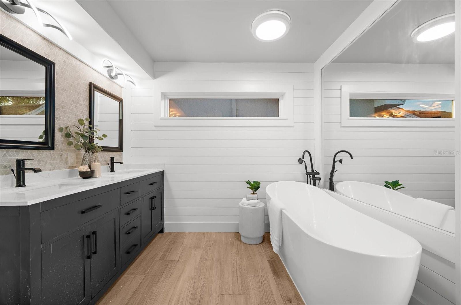 ISLAND ESTATES OF CLEARWATER - Residential