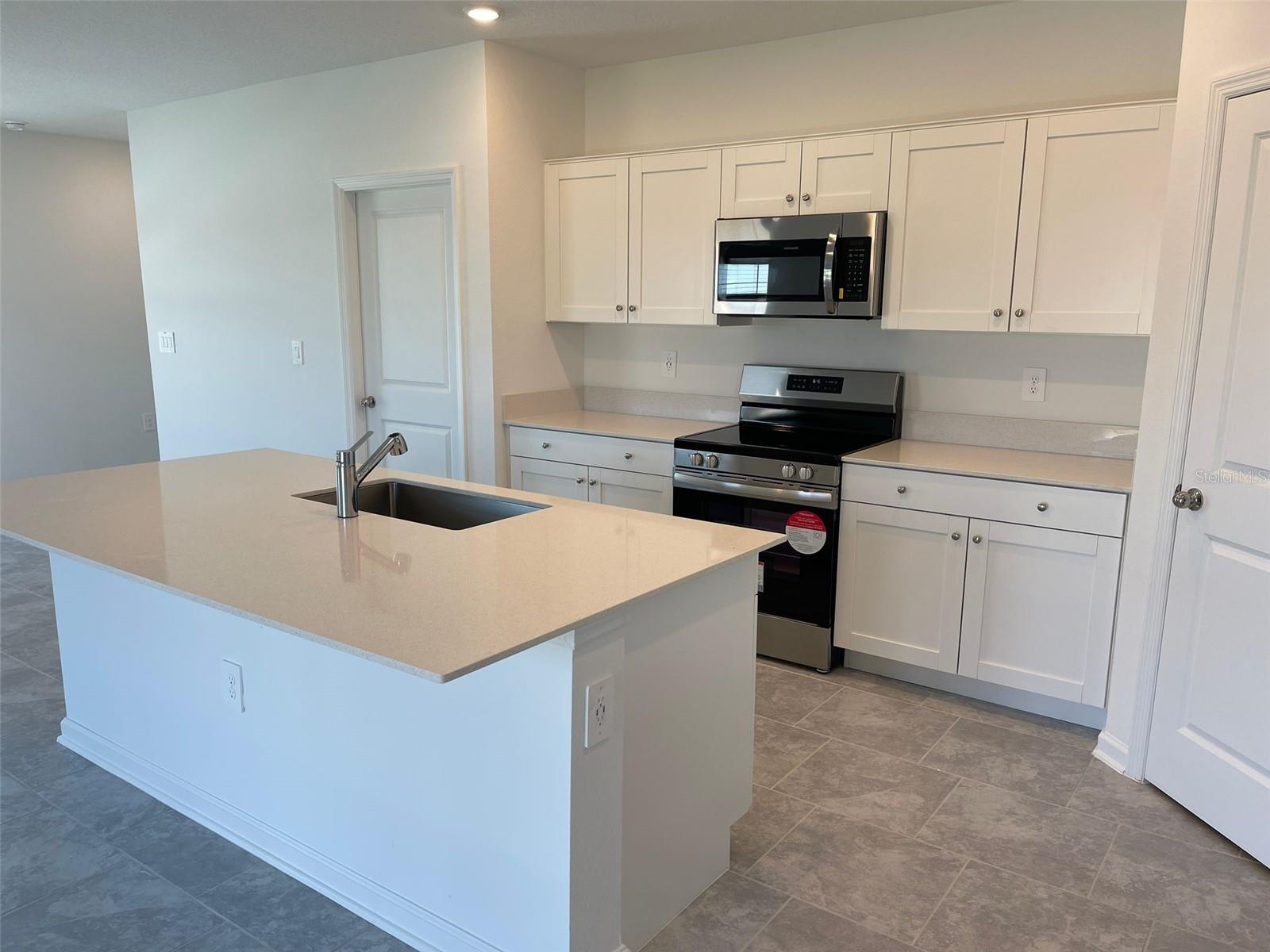 LAWSON DUNES 40'S - Residential