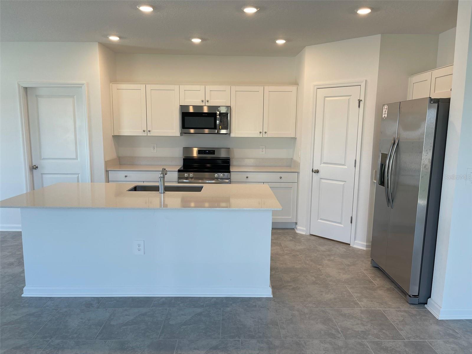 LAWSON DUNES 40'S - Residential