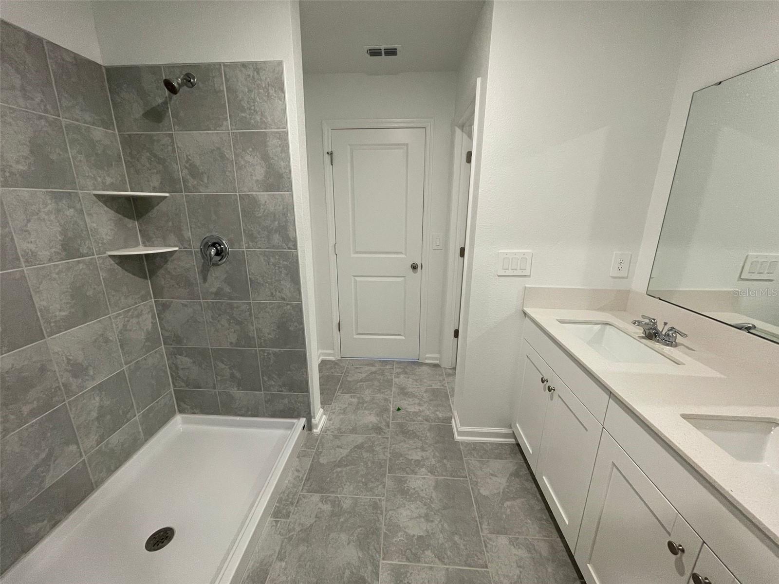 LAWSON DUNES 40'S - Residential