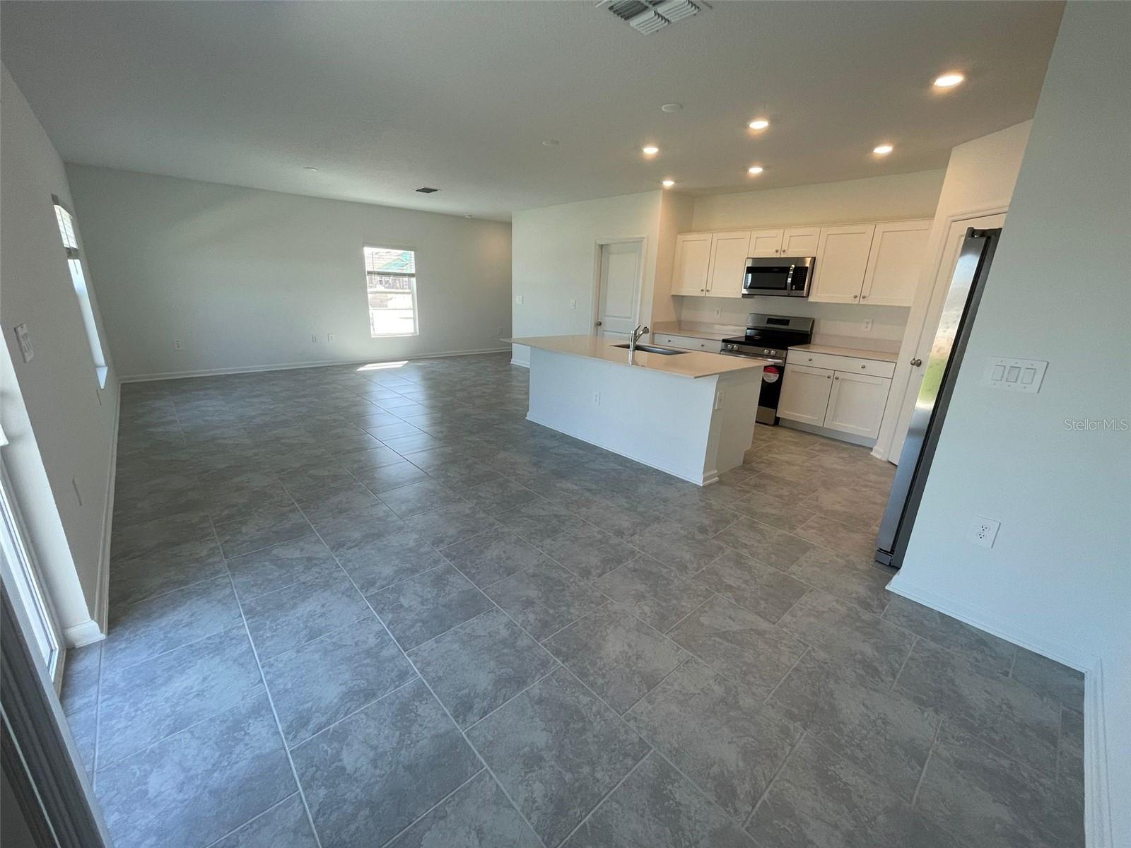 LAWSON DUNES 40'S - Residential