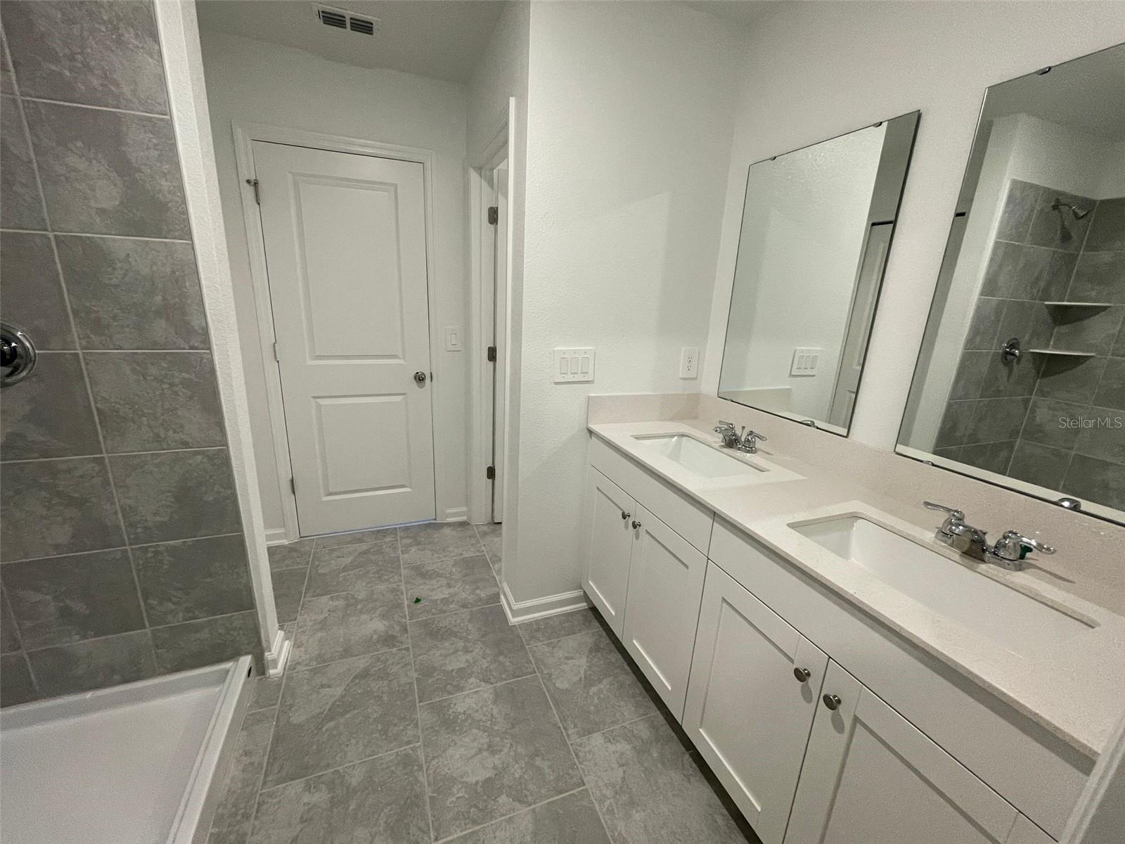 LAWSON DUNES 40'S - Residential