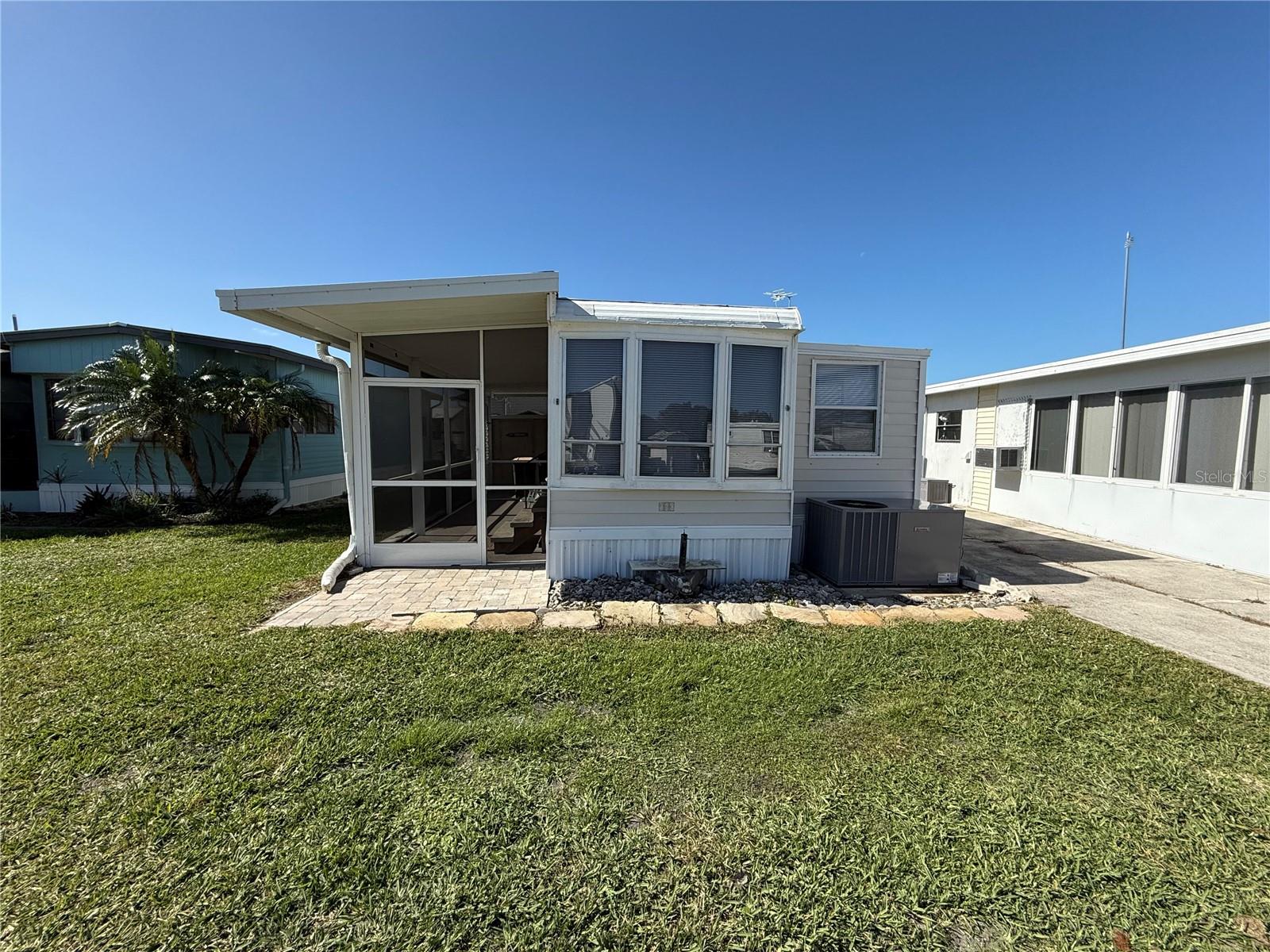 HOLIDAY TRAVEL PARK ENGLEWOOD - Residential