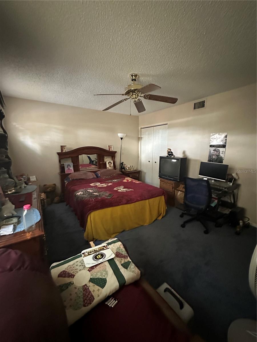 BRETTON WOODS - Residential