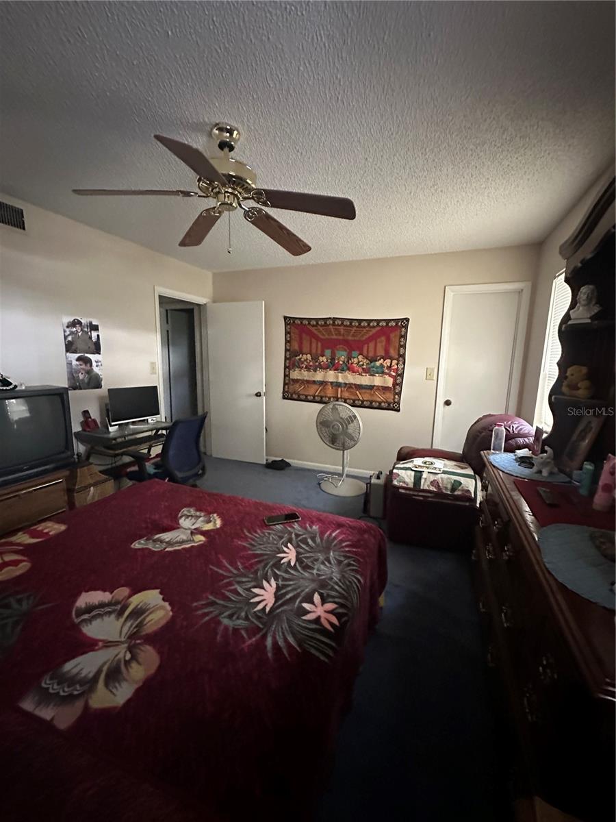 BRETTON WOODS - Residential