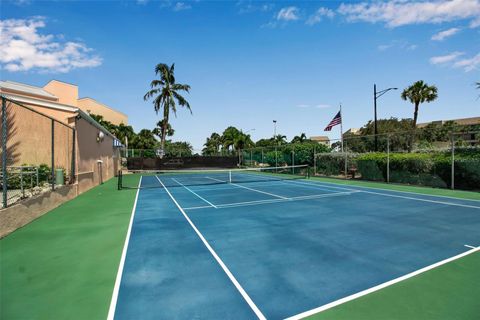 A home in LONGBOAT KEY