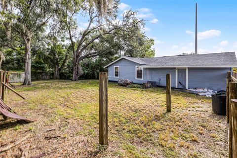 Tiny photo for 697 E Anderson Road, Groveland, FL 34736 (MLS # G5102119)