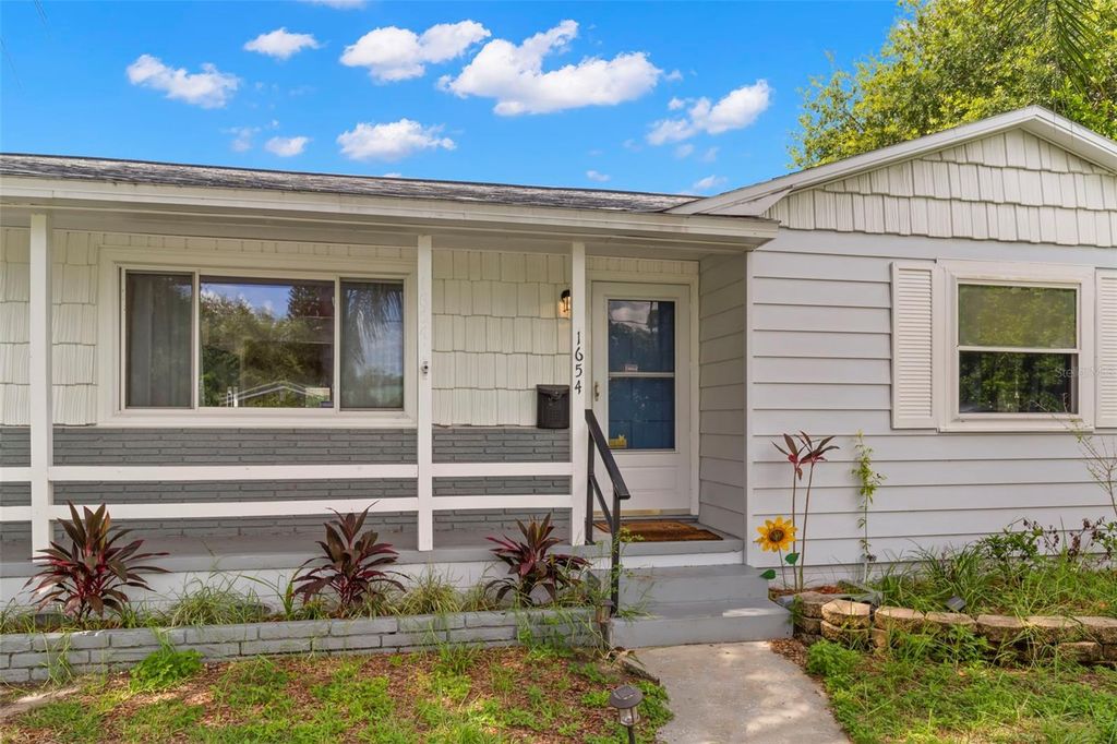 Photo of 1654 50th Avenue N, St Petersburg, FL 33714 (MLS # TB8432645)