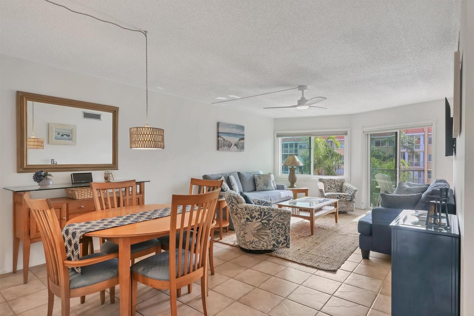 SIESTA HARBOR II - Residential Lease