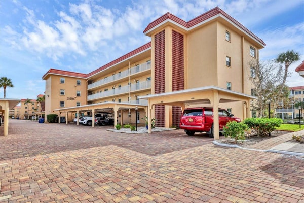 1250 N PORTOFINO DR APT 303, SARASOTA, FL 34242 - Image a3c469d9dae1b5fa8855d43fe8bde5a3/1733334645