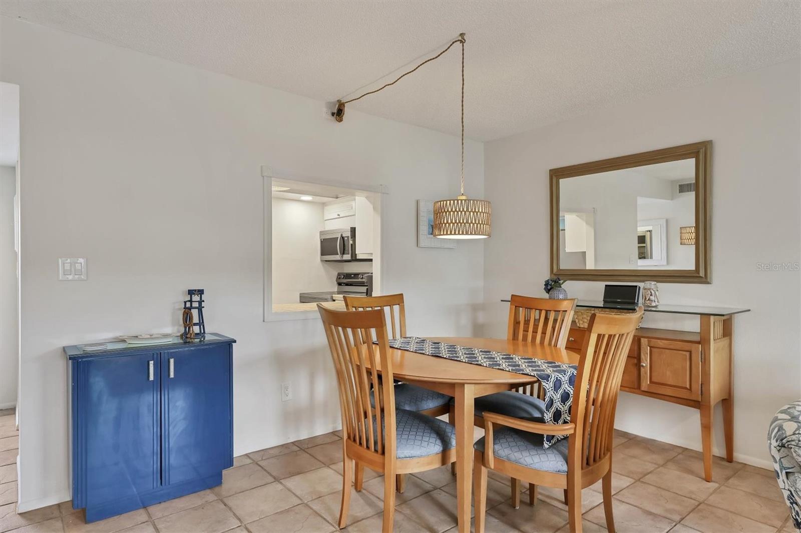 SIESTA HARBOR II - Residential Lease