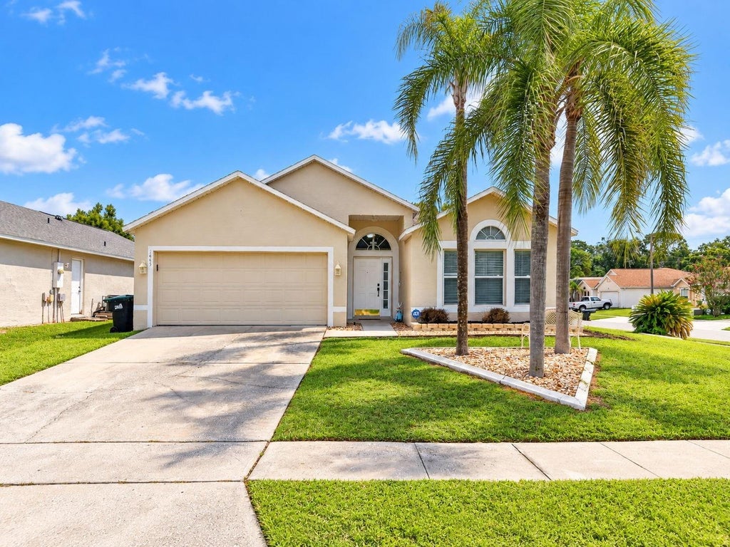 Photo of 1645 Stefan Cole Lane, Apopka, FL 32703 (MLS # O6442008)