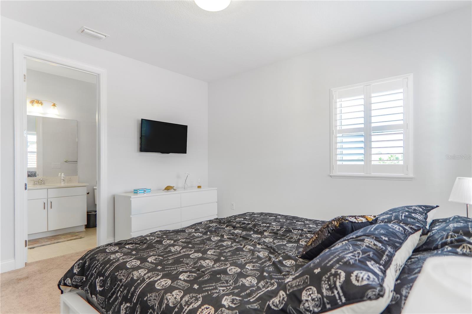 ROYAL CYPRESS PRESERVE - Residential