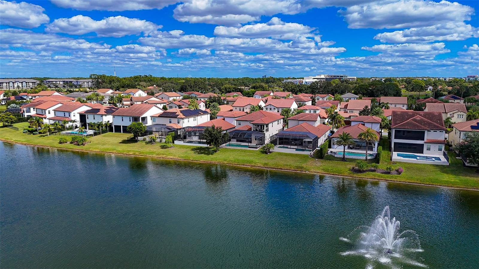 ROYAL CYPRESS PRESERVE - Residential