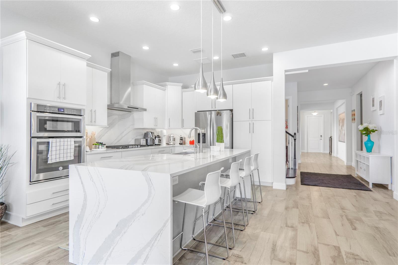 ROYAL CYPRESS PRESERVE - Residential