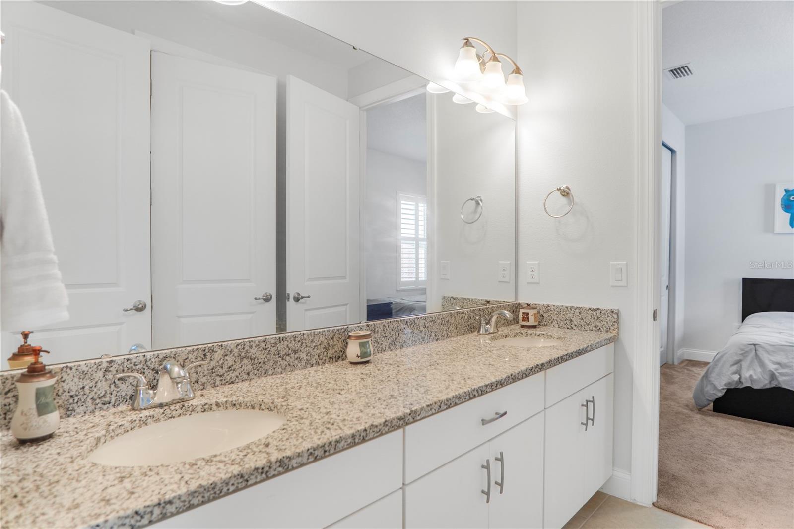 ROYAL CYPRESS PRESERVE - Residential