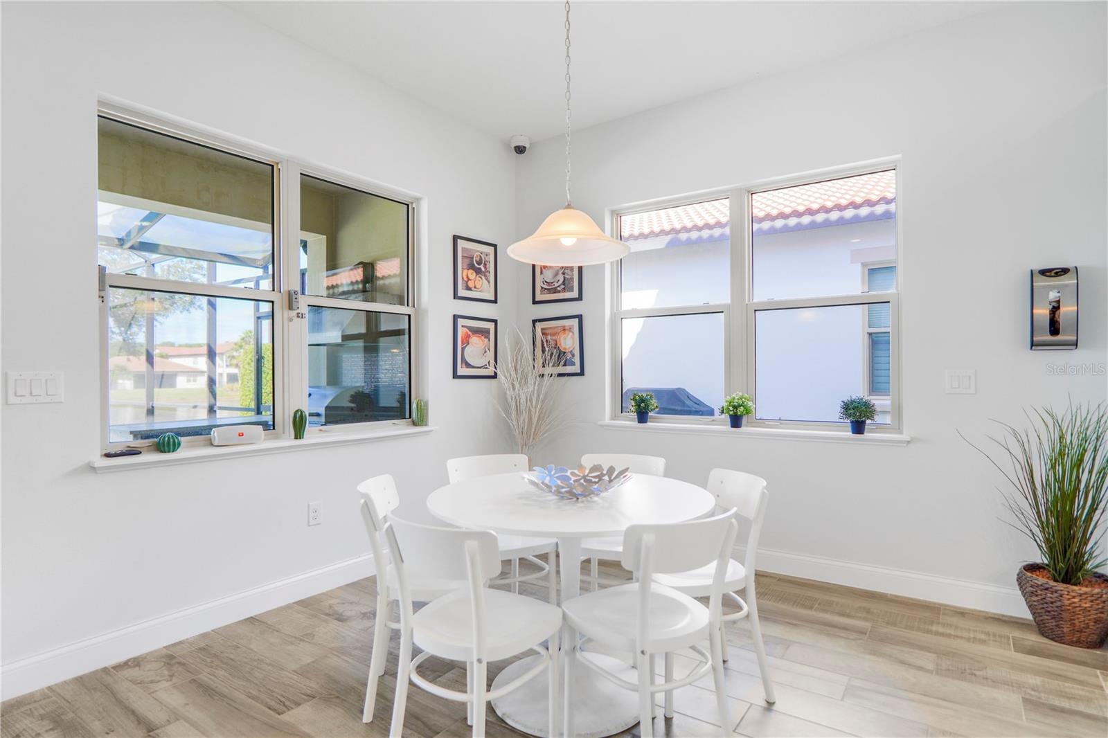 ROYAL CYPRESS PRESERVE - Residential