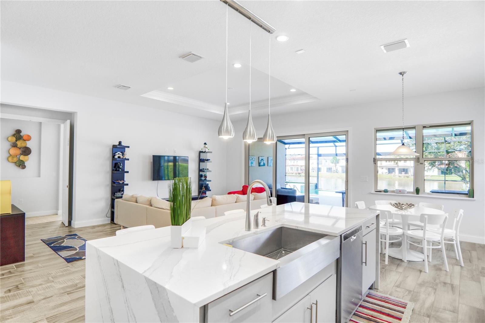 ROYAL CYPRESS PRESERVE - Residential