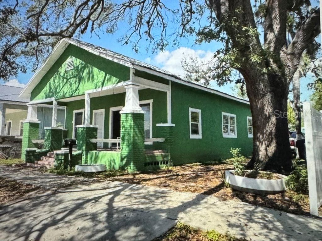 Photo of 2410 Harper Street, Tampa, FL 33605 (MLS # TB8357049)