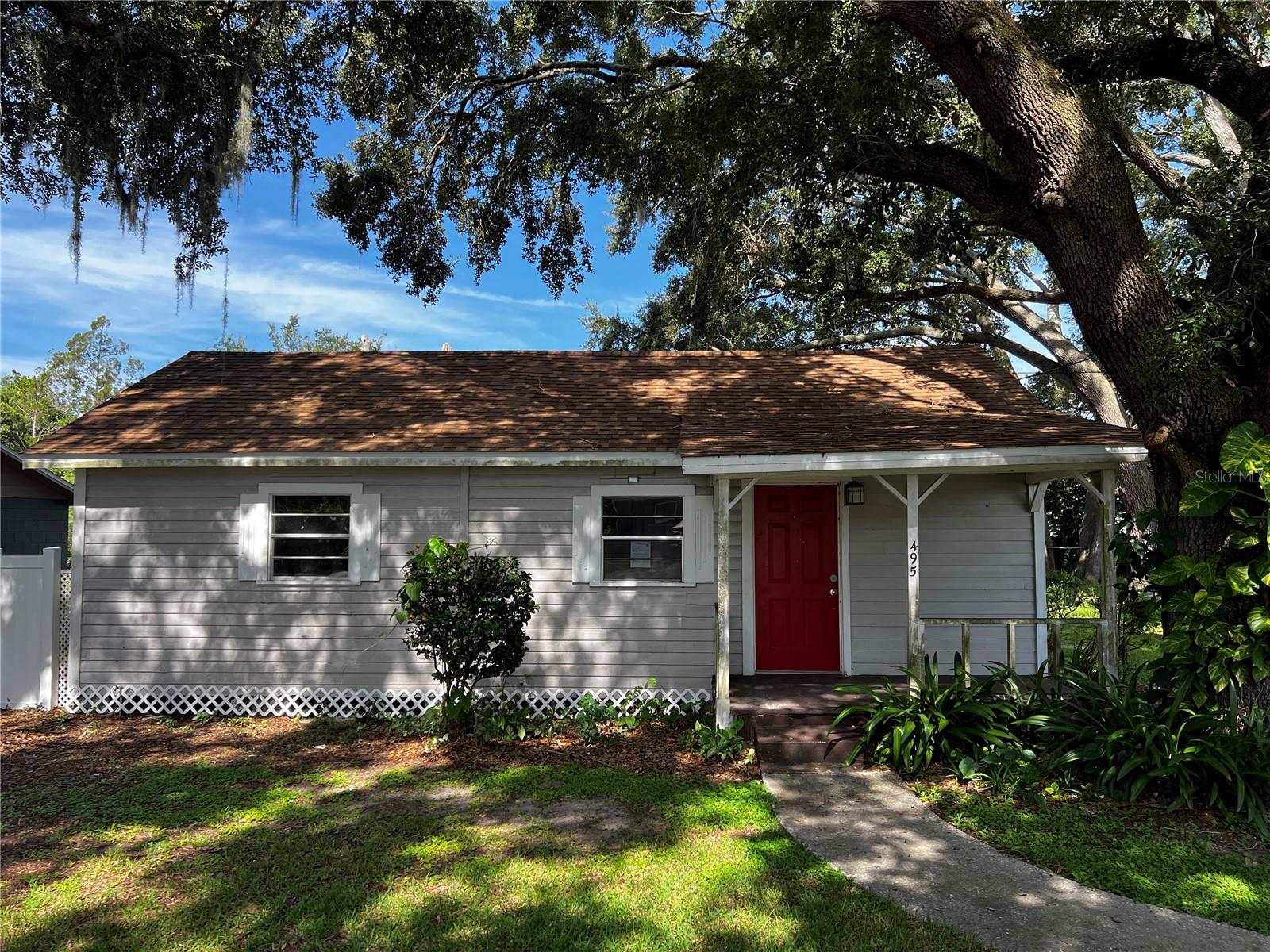 Bank-owned opportunity in the heart of Tavares! This 3-bedroom, 3-bath home sits on a spacious lot and offers great potential for first-time buyers or investors. This property is ready for your personal touch or renovation vision. Located just minutes from downtown Tavares, schools, and local amenities. Don’t miss out on this value-packed home with endless possibilities—schedule your showing today!