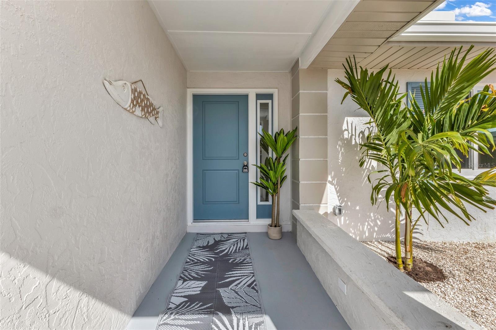 483 SUNNYSIDE DRIVE