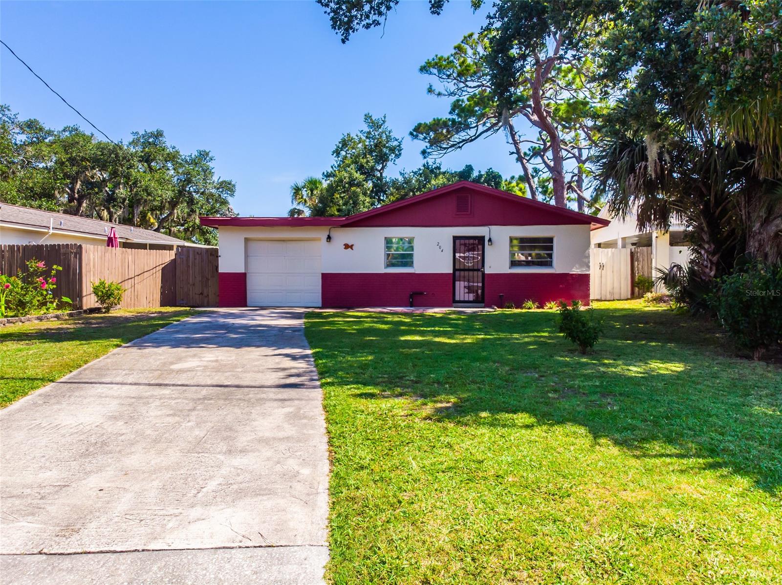 Detwilers N 650 Ft Lt 02 16 17 34 New Smyrna Beach - Residential