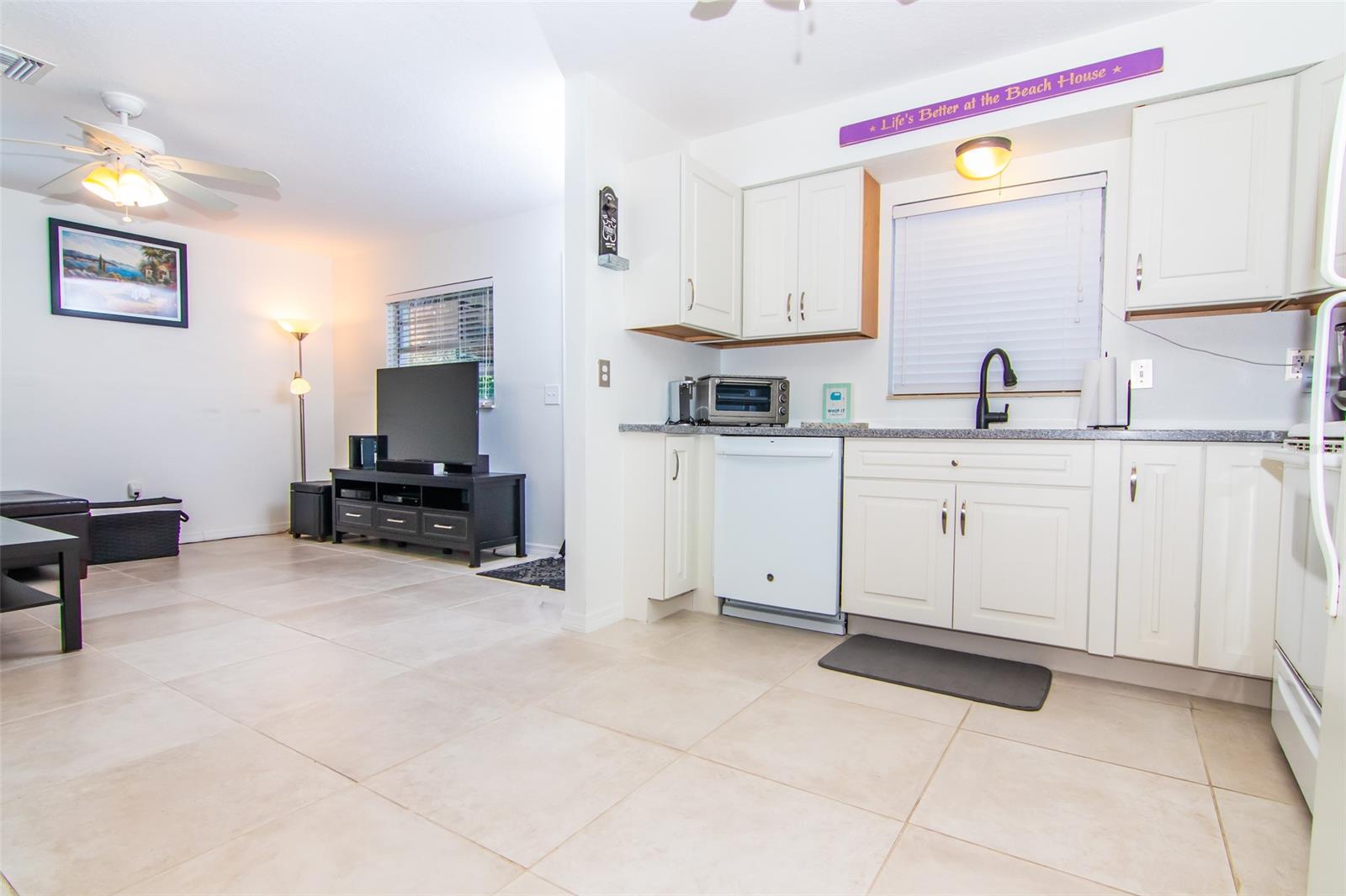 Detwilers N 650 Ft Lt 02 16 17 34 New Smyrna Beach - Residential