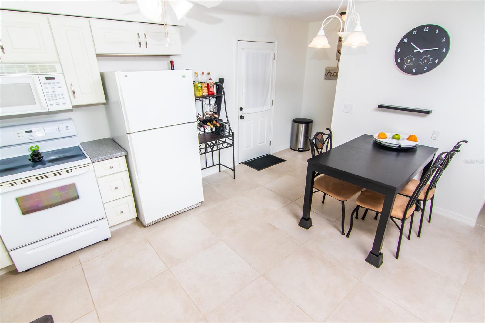 Detwilers N 650 Ft Lt 02 16 17 34 New Smyrna Beach - Residential