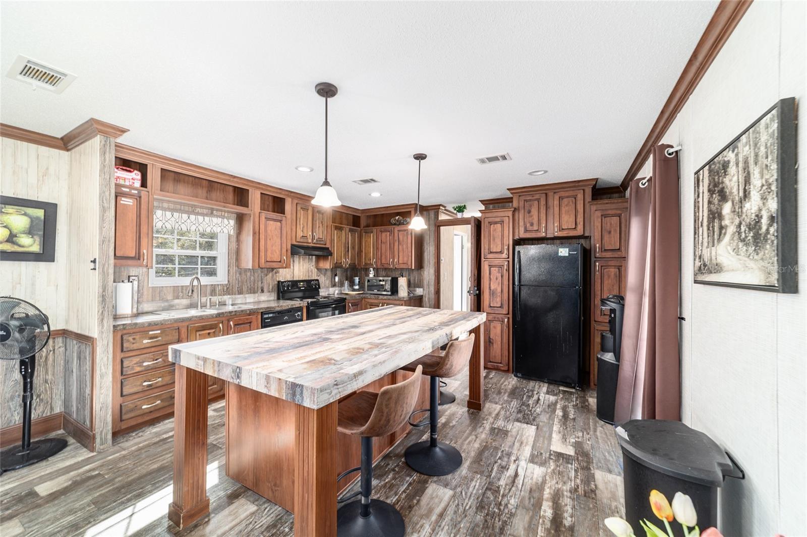 FOREST LAKES CAMPSITES - Residential