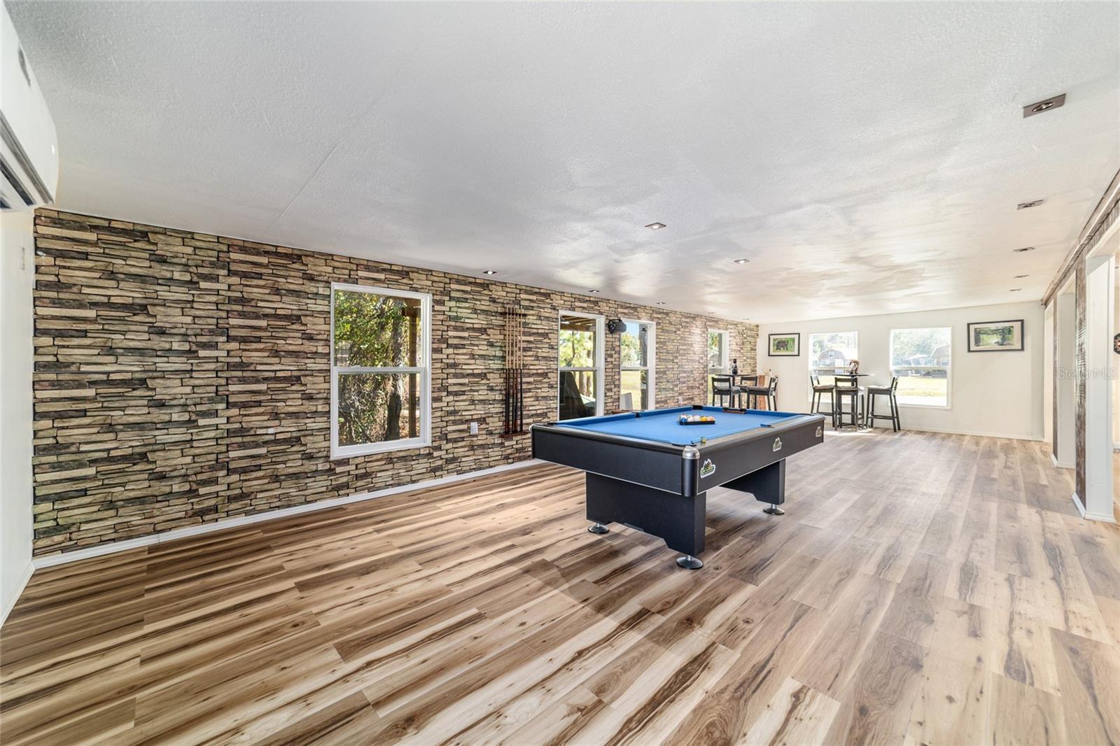 FOREST LAKES CAMPSITES - Residential