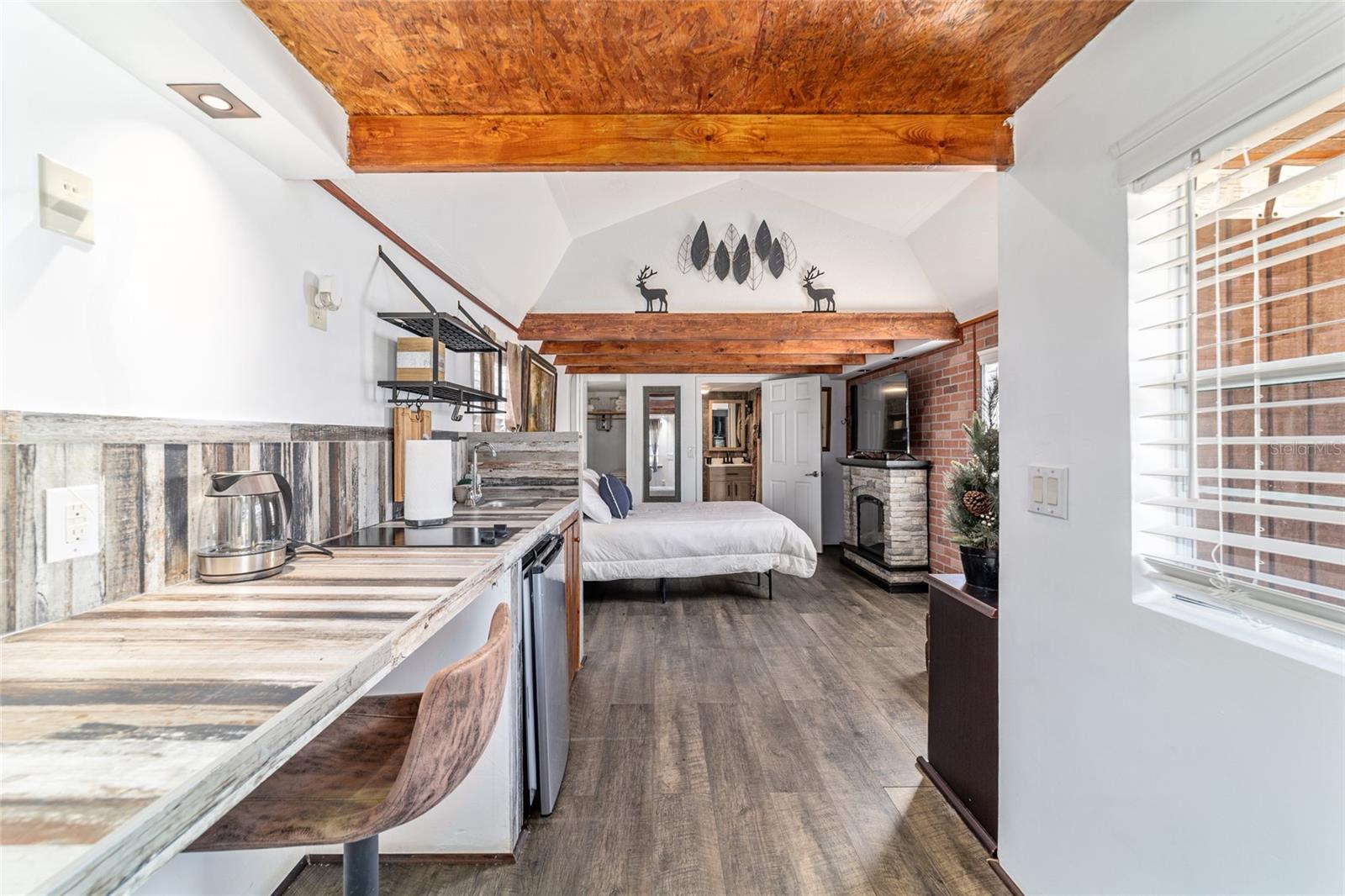 FOREST LAKES CAMPSITES - Residential