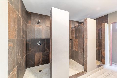 Tiny photo for 14181 SE 211th Ct, Umatilla, FL 32784 (MLS # OM713859)