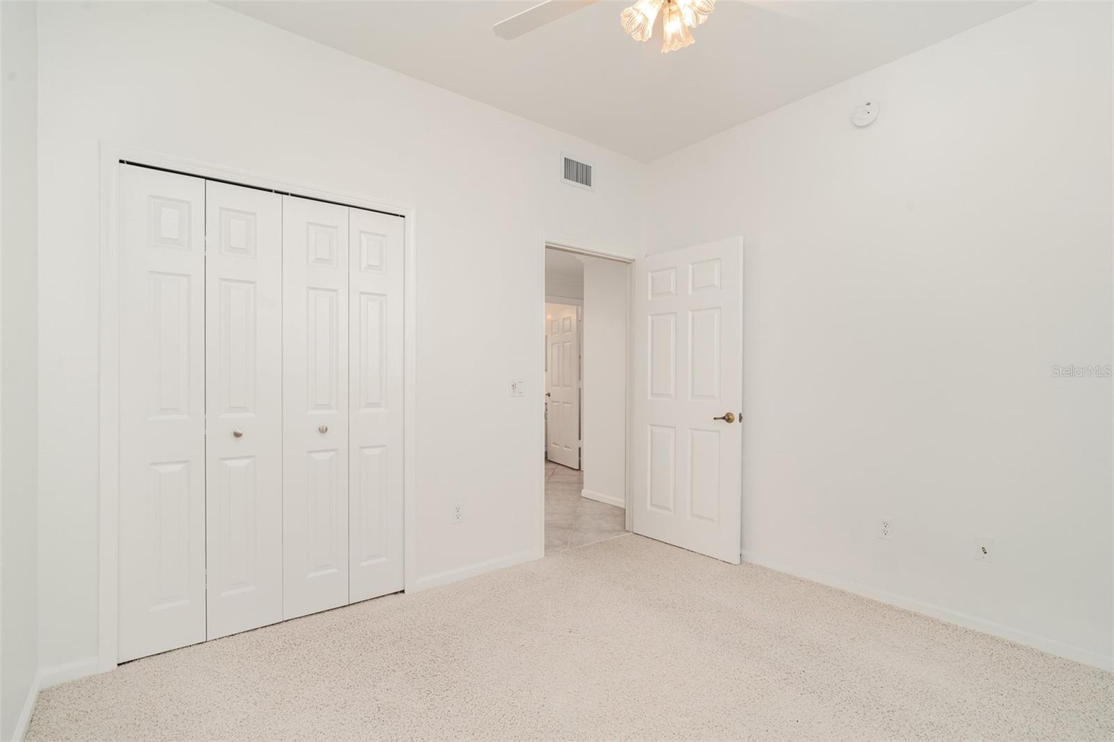 RIVERWOOD - Residential