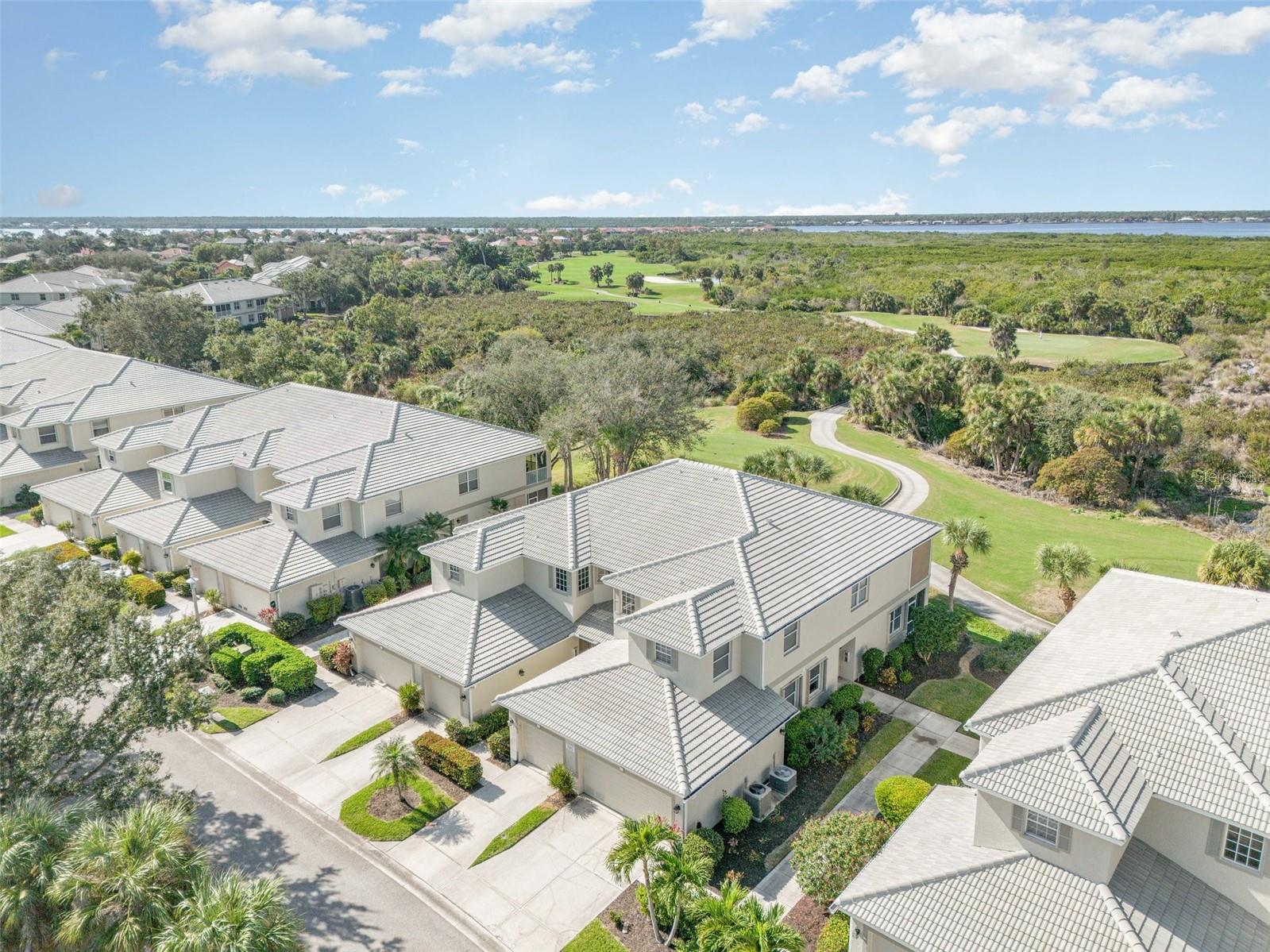 RIVERWOOD - Residential