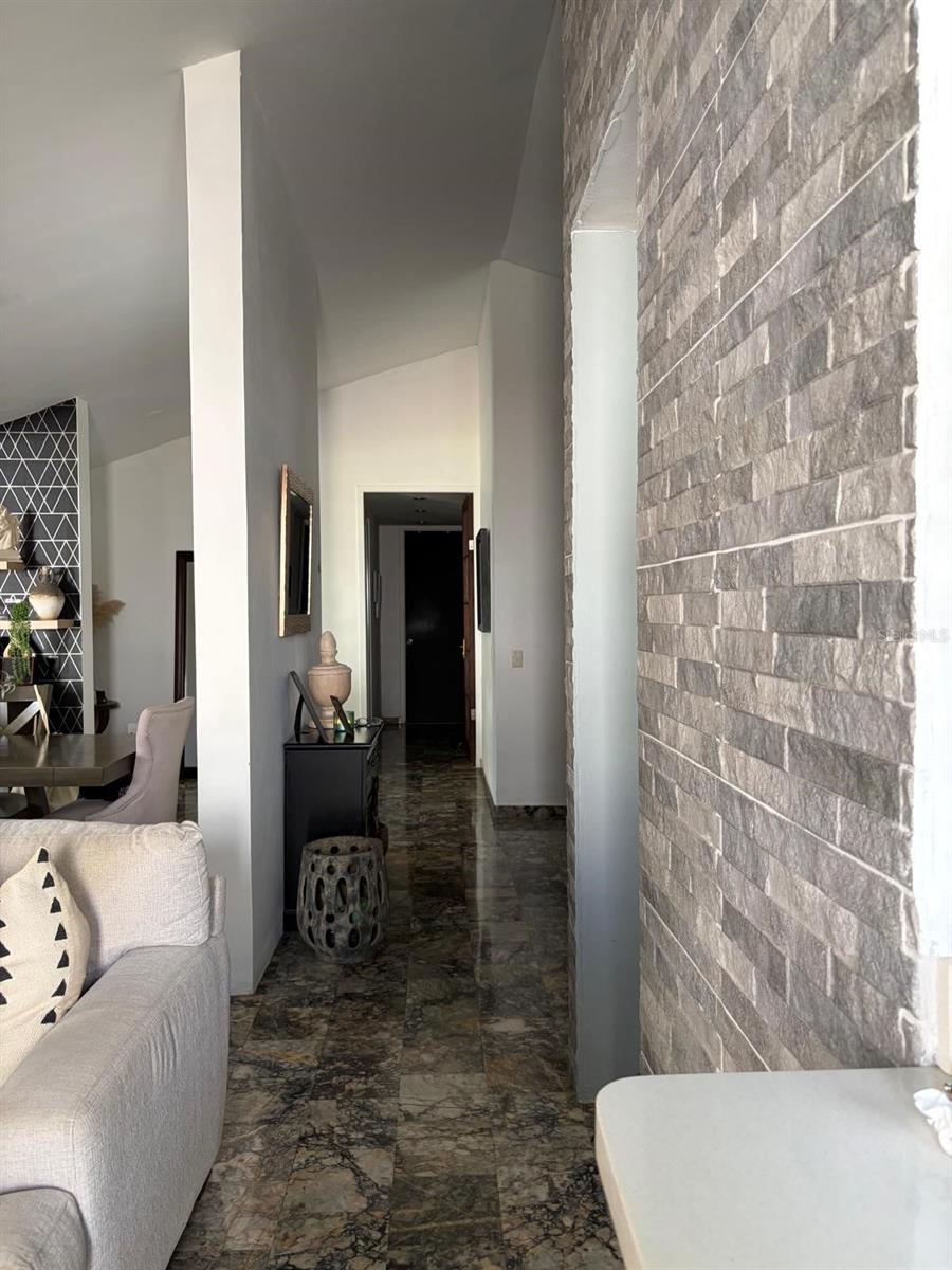 URBANIZACION TORRIMAR - Residential